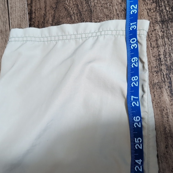 REI Hiking Cargo Pants Large x 32" Convertible Tan Belted Nylon UAP 50+ - Picture 11 of 11
